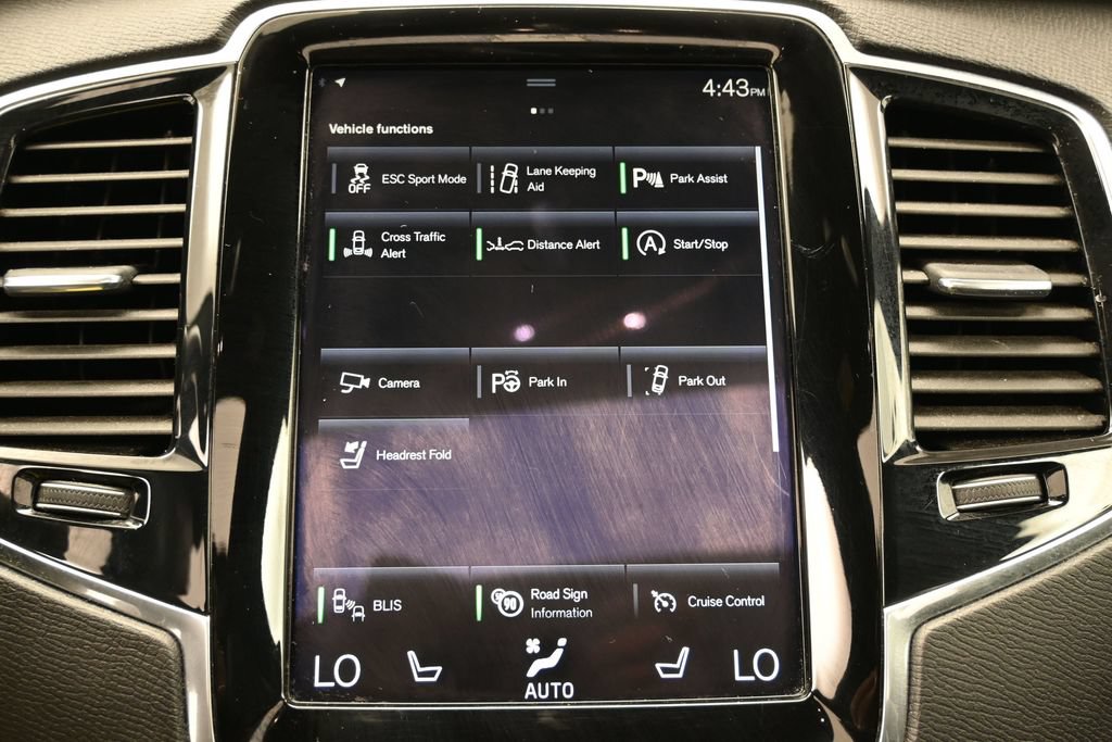 Used 2018 Volvo XC90 T6 Momentum w/ Convenience Package AWD/4WD image 21