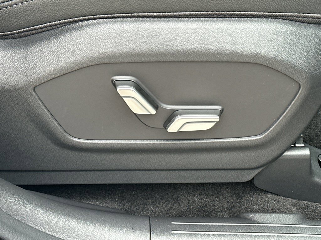 New 2026 Hyundai Santa Fe Limited AWD/4WD image 32
