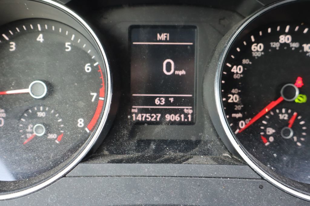 Used 2018 Volkswagen Jetta SE FWD image 3