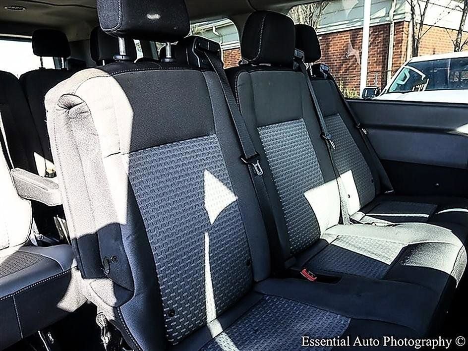 Used 2023 Ford Transit 350 XLT image 14