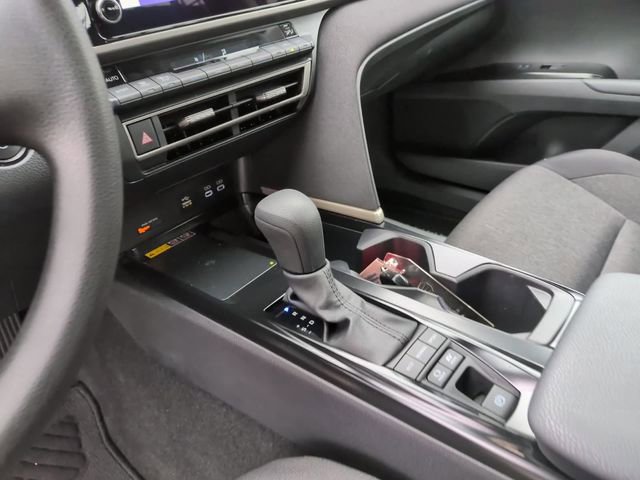 Certified 2026 Toyota Camry LE FWD image 20