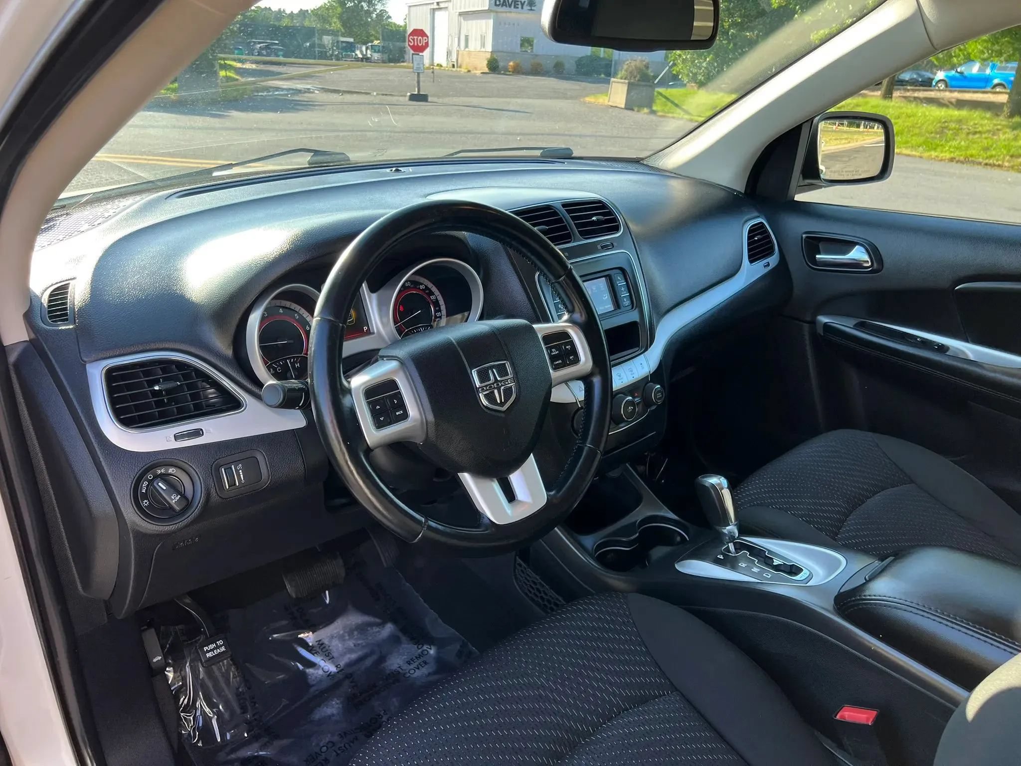 Used 2019 Dodge Journey SE w/ Premium Group FWD image 15