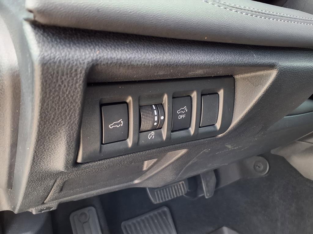 Used 2021 Subaru Outback Limited image 9