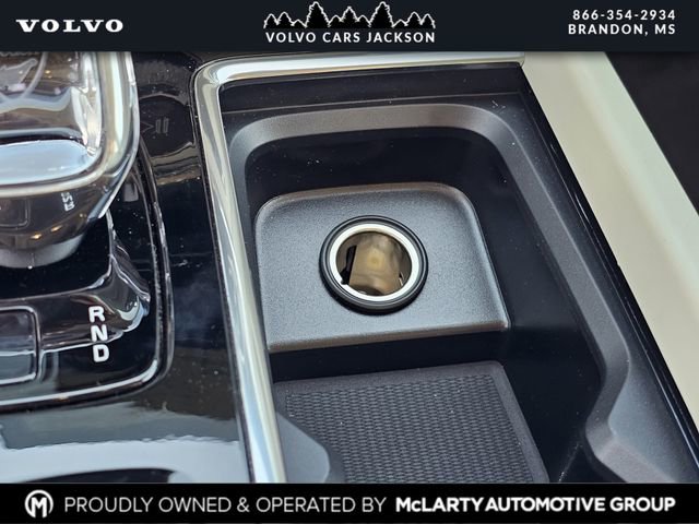 New 2026 Volvo XC60 B5 Ultra w/ Protection Package Premier image 20