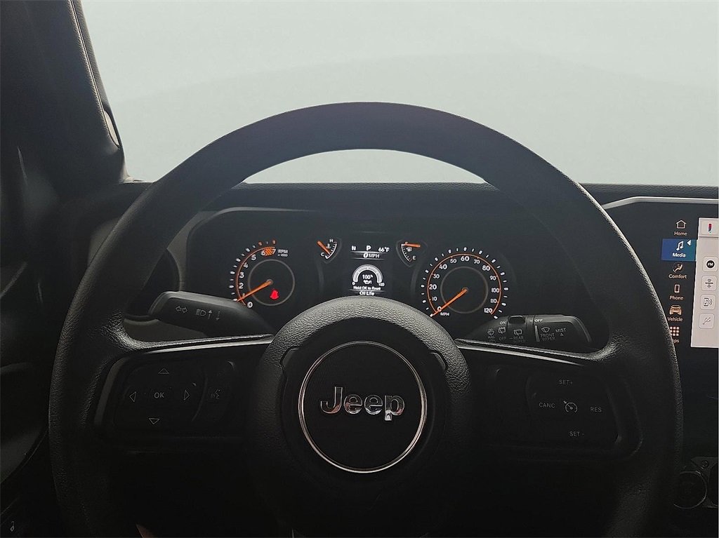 Used 2025 Jeep Wrangler Sport image 19