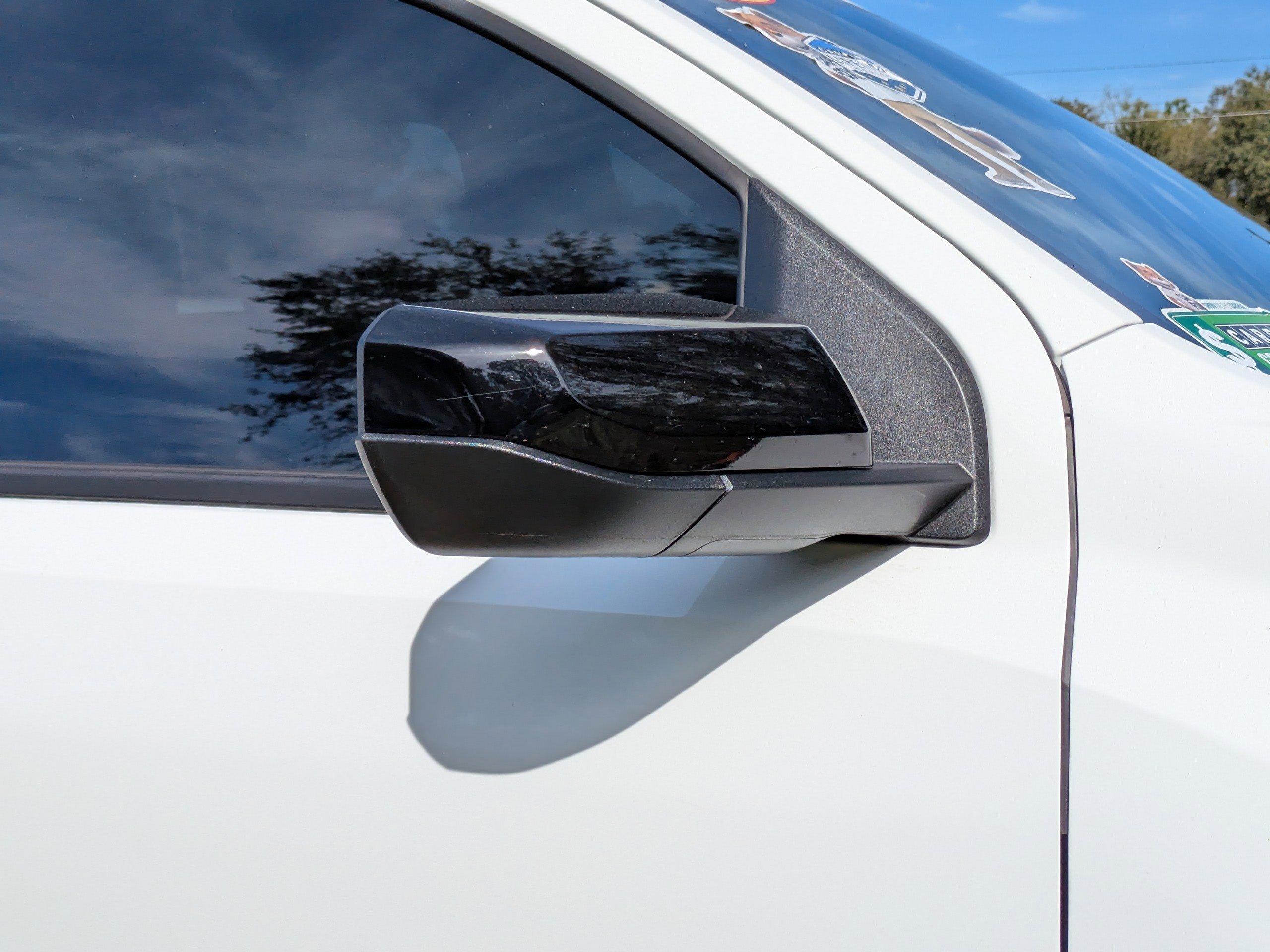 Used 2024 GMC Canyon Elevation w/ Convenience Package image 12