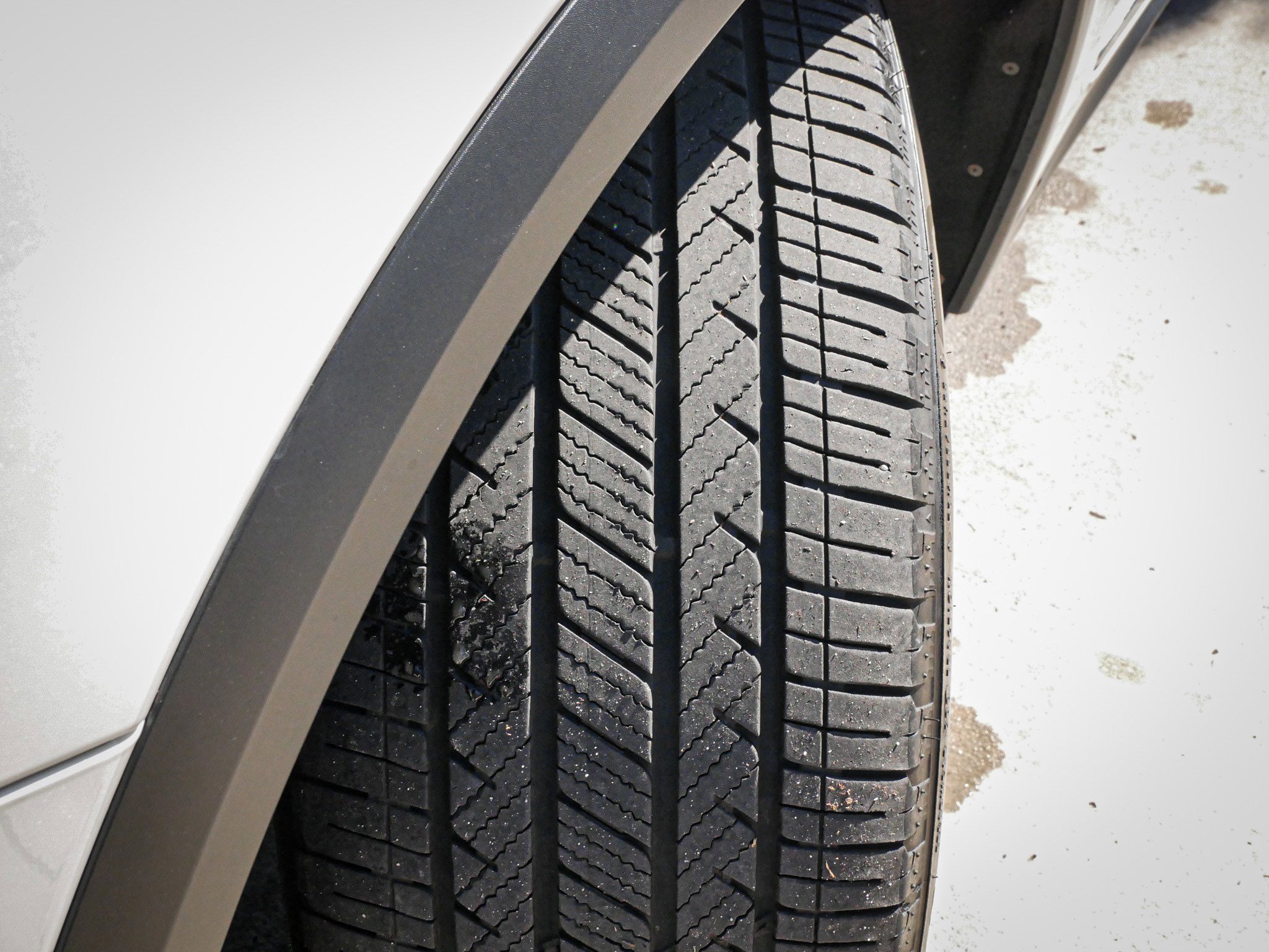 Used 2024 Acura MDX SH-AWD w/ Advance Package image 12