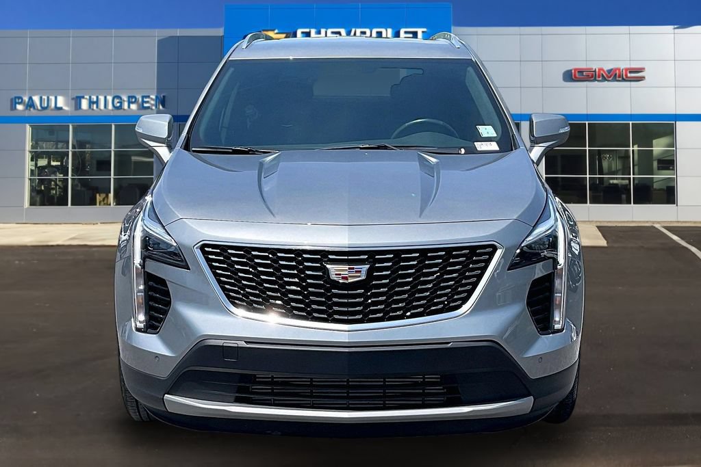 Used 2023 Cadillac XT4 Premium Luxury w/ Cold Weather Package AWD/4WD image 2