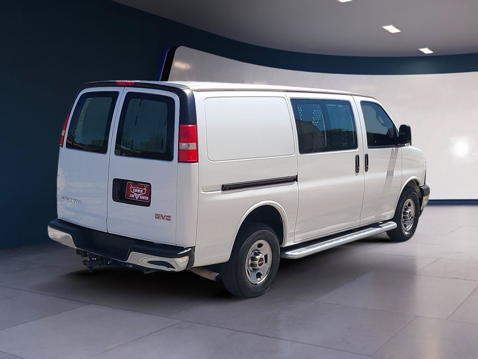 Used 2018 GMC Savana 2500 w/ Driver Convenience Package RWD image 5
