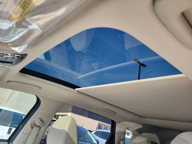 New 2026 Kia Sorento S w/ S Panoramic Sunroof Package image 16