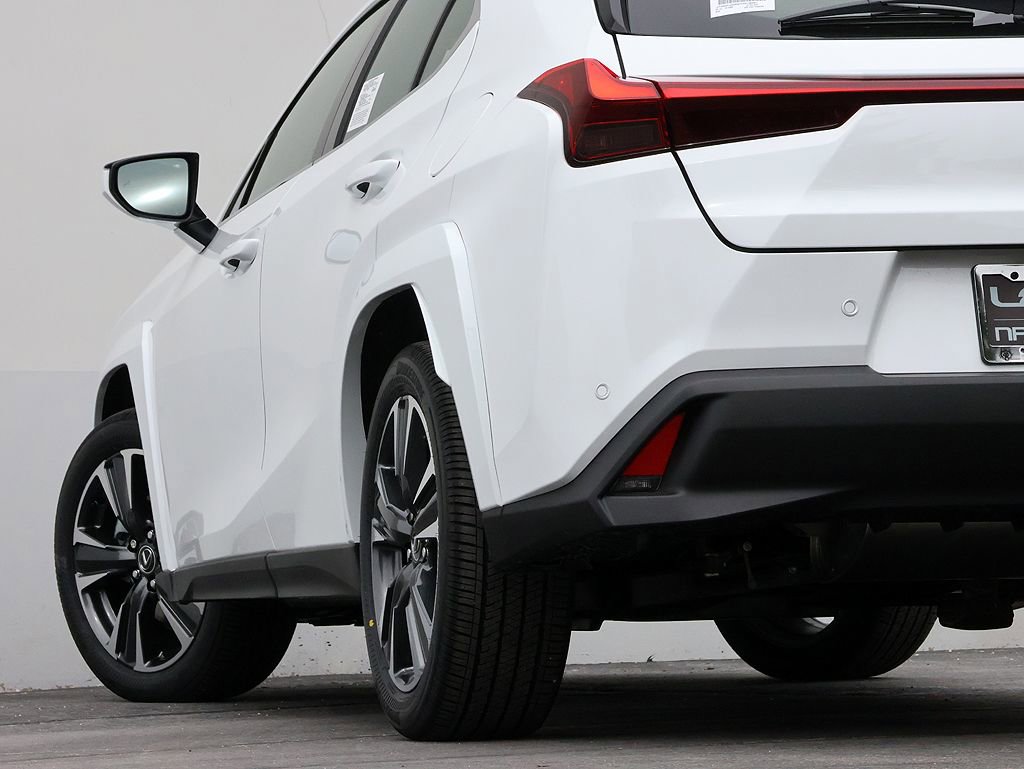 New 2026 Lexus UX 300h AWD image 8