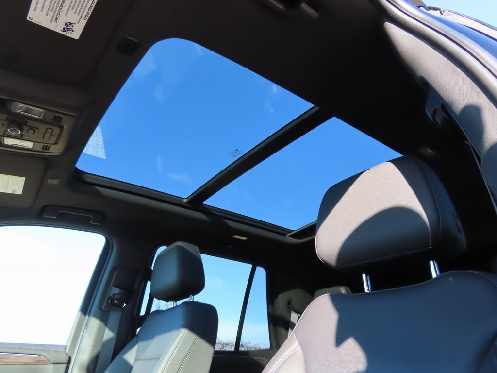 Certified 2022 Chevrolet Tahoe Z71 w/ Off-Road Capability Package image 5