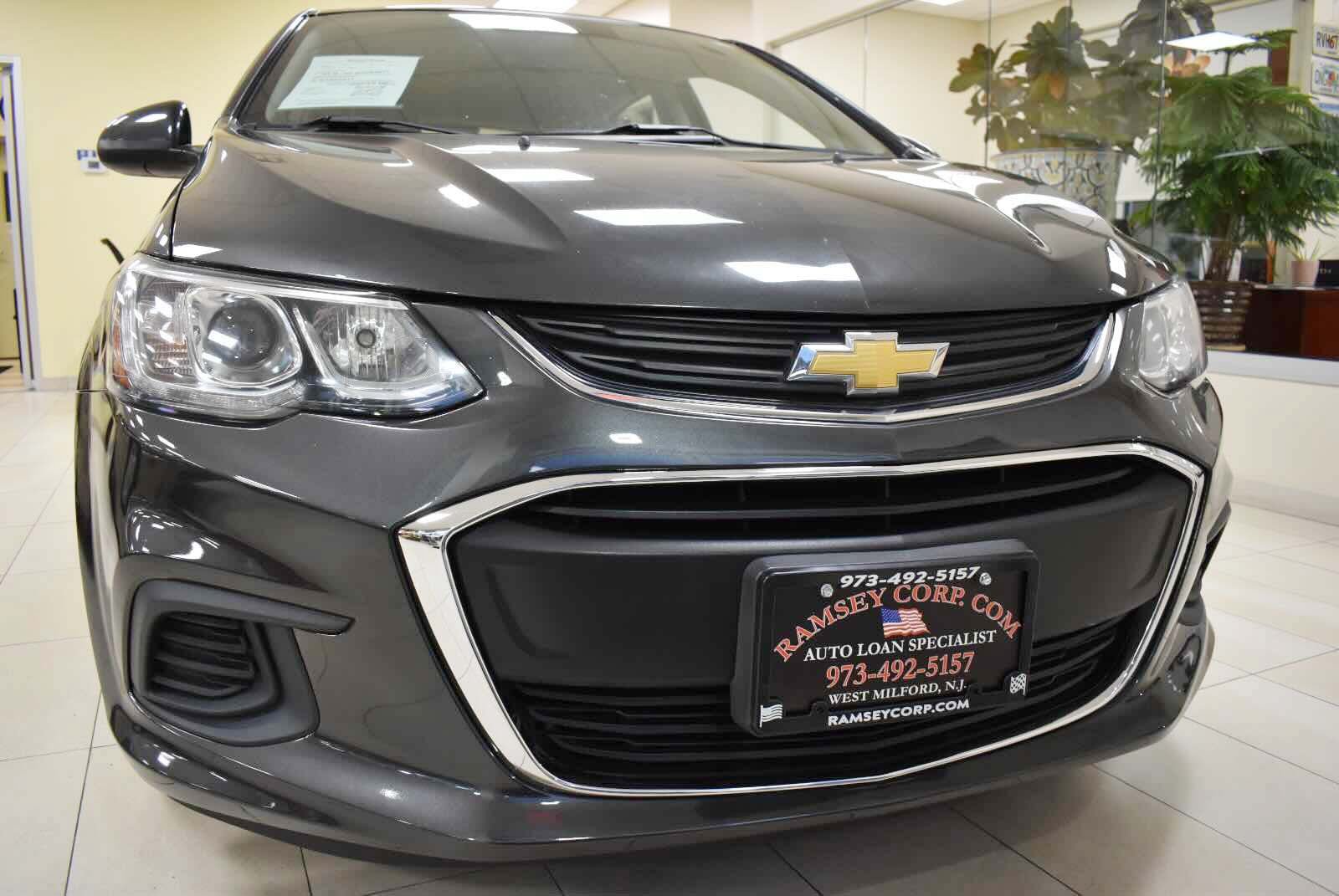 Used 2019 Chevrolet Sonic LT FWD image 53