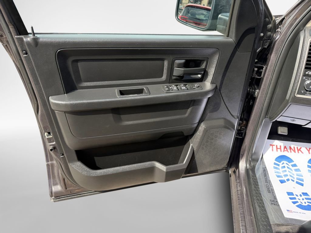 Used 2015 RAM 1500 Express image 17