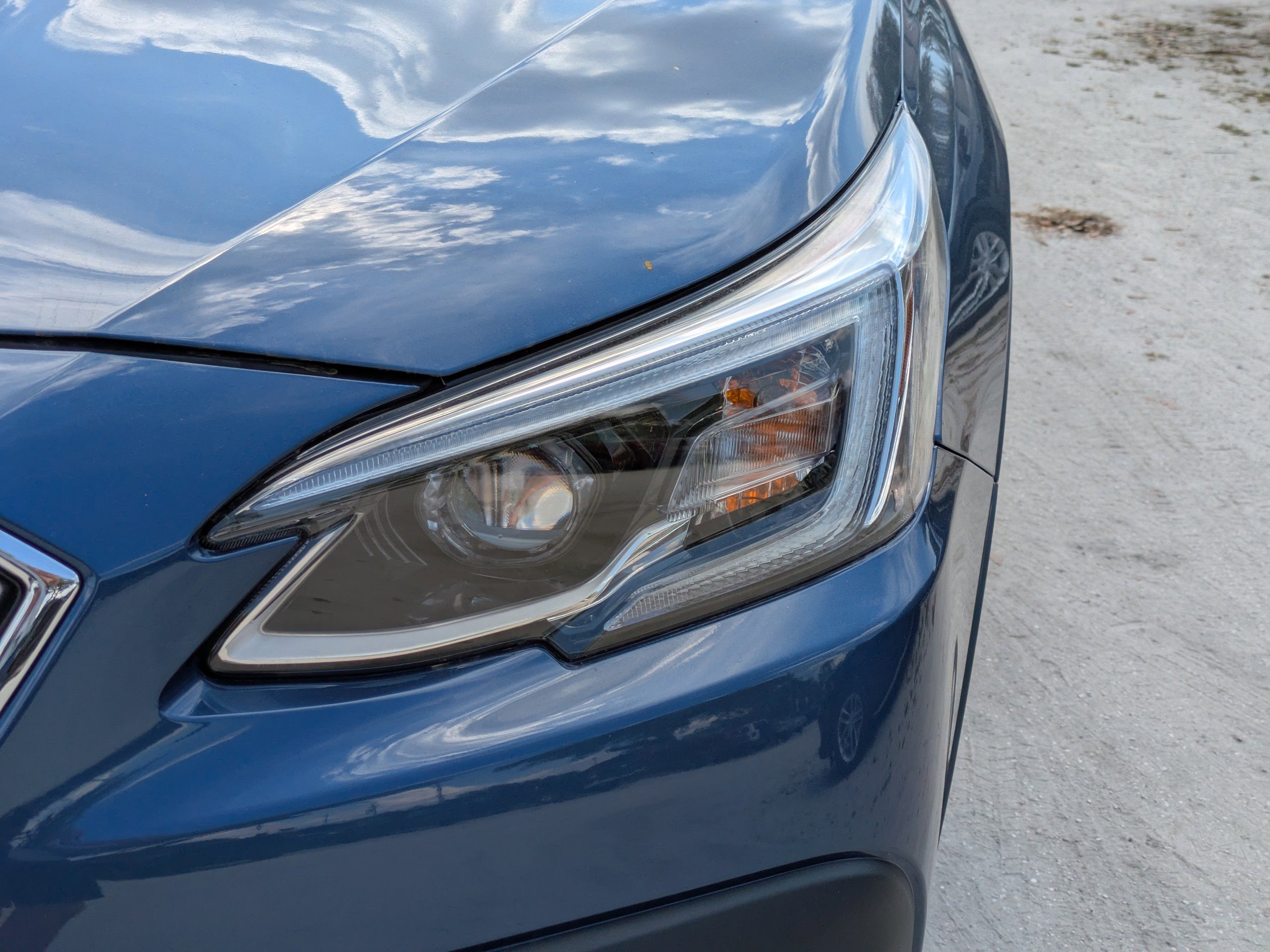 Used 2021 Subaru Outback Limited image 9