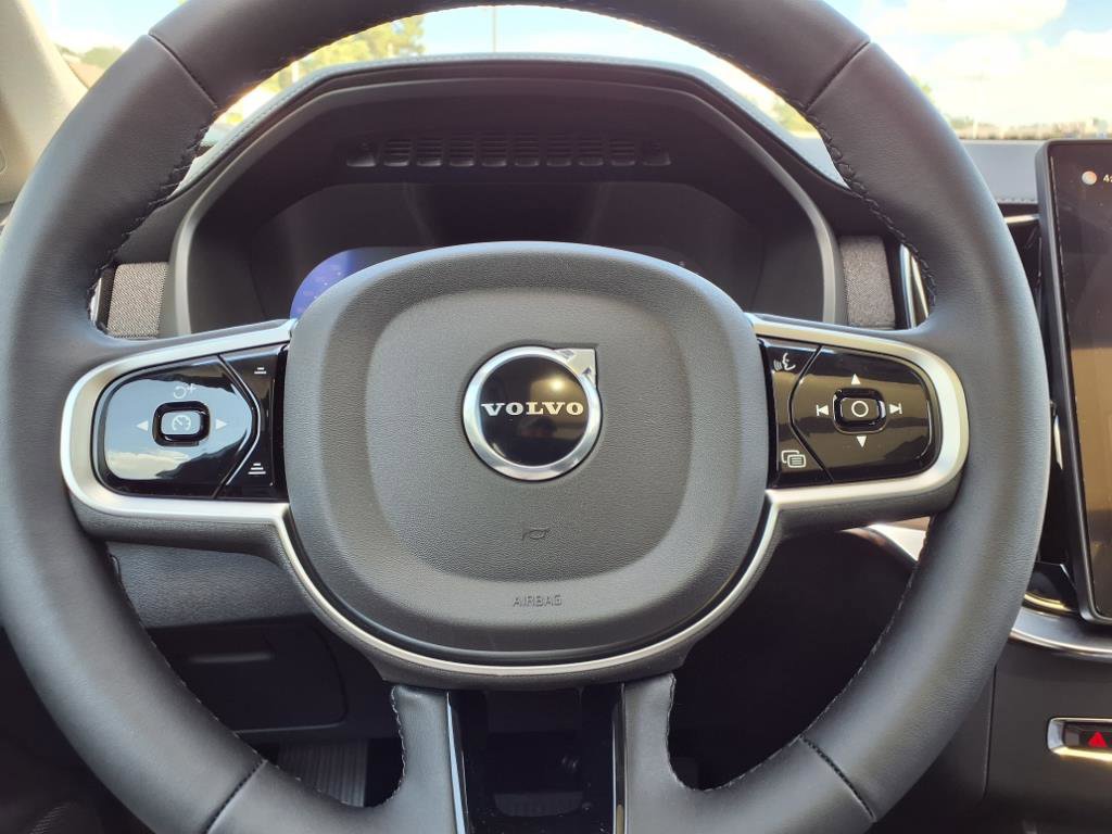 New 2026 Volvo XC90 B5 Core image 22