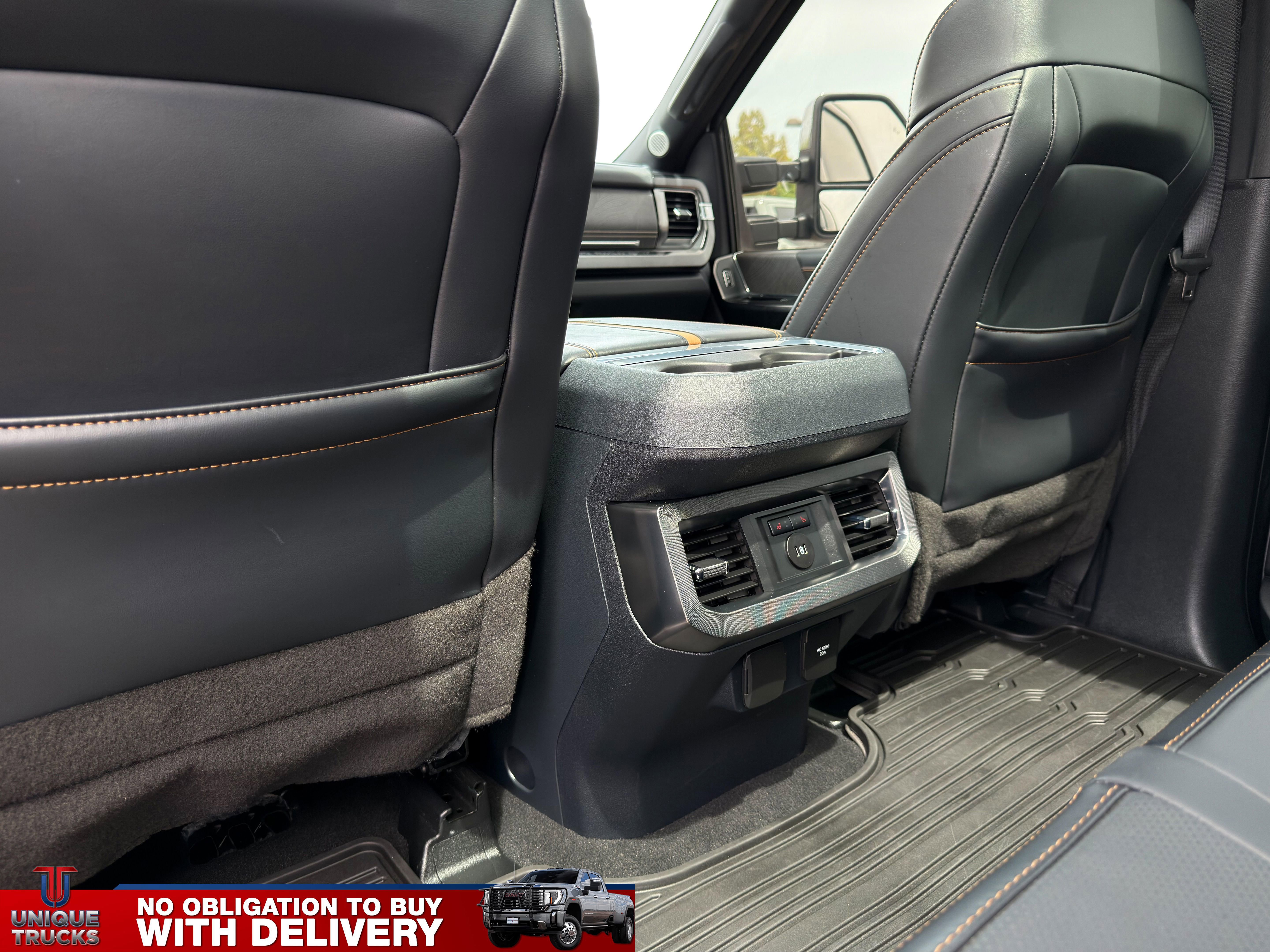 Used 2023 Ford F350 Platinum image 24