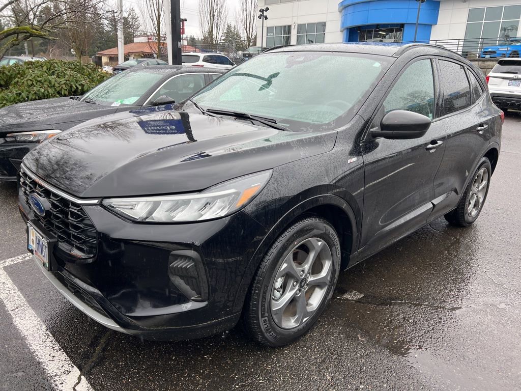 Used 2023 Ford Escape ST-Line w/ Tech Pack #1 image 1
