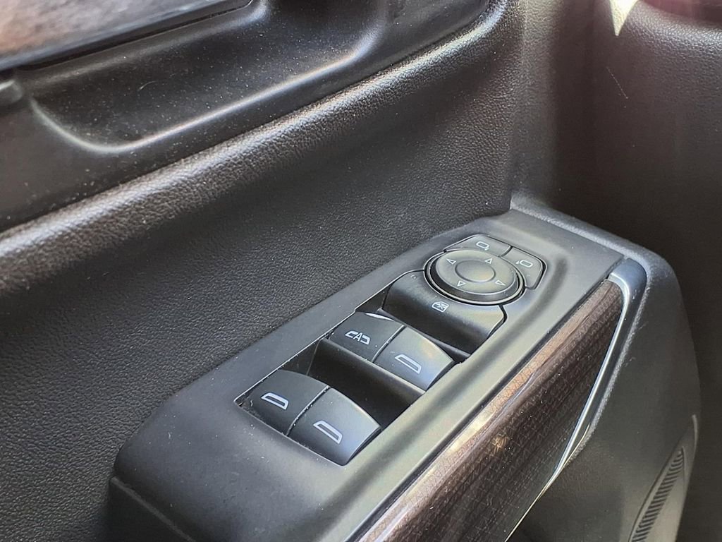 Used 2020 Chevrolet Silverado 1500 RST w/ True North Edition AWD/4WD image 35