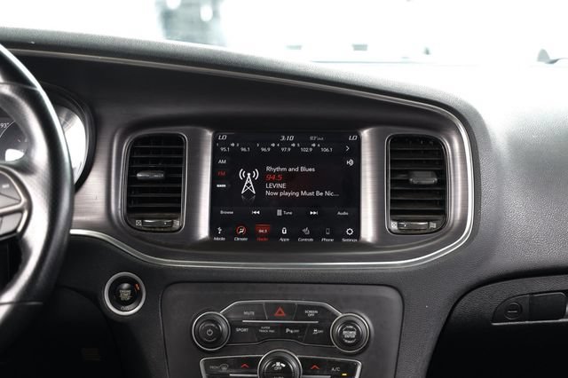 Used 2018 Dodge Charger R/T w/ Beats Audio Group RWD image 35
