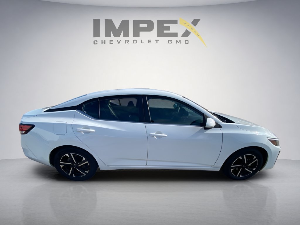 Used 2025 Nissan Sentra SV FWD image 6