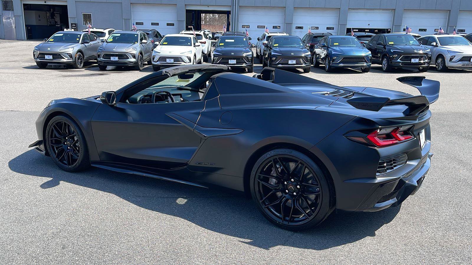 Used 2025 Chevrolet Corvette Z06 w/ Z07 Performance Package image 32