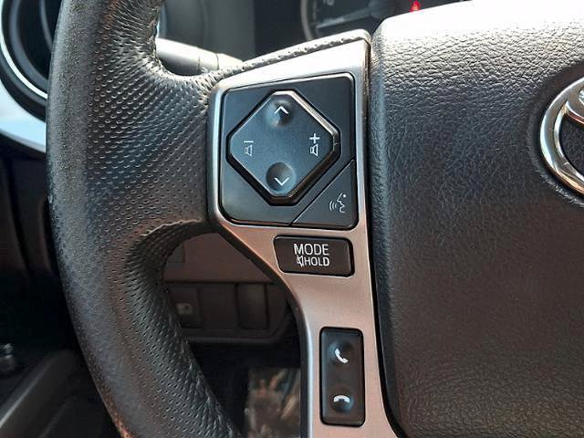 Used 2021 Toyota Tacoma SR5 AWD/4WD image 21