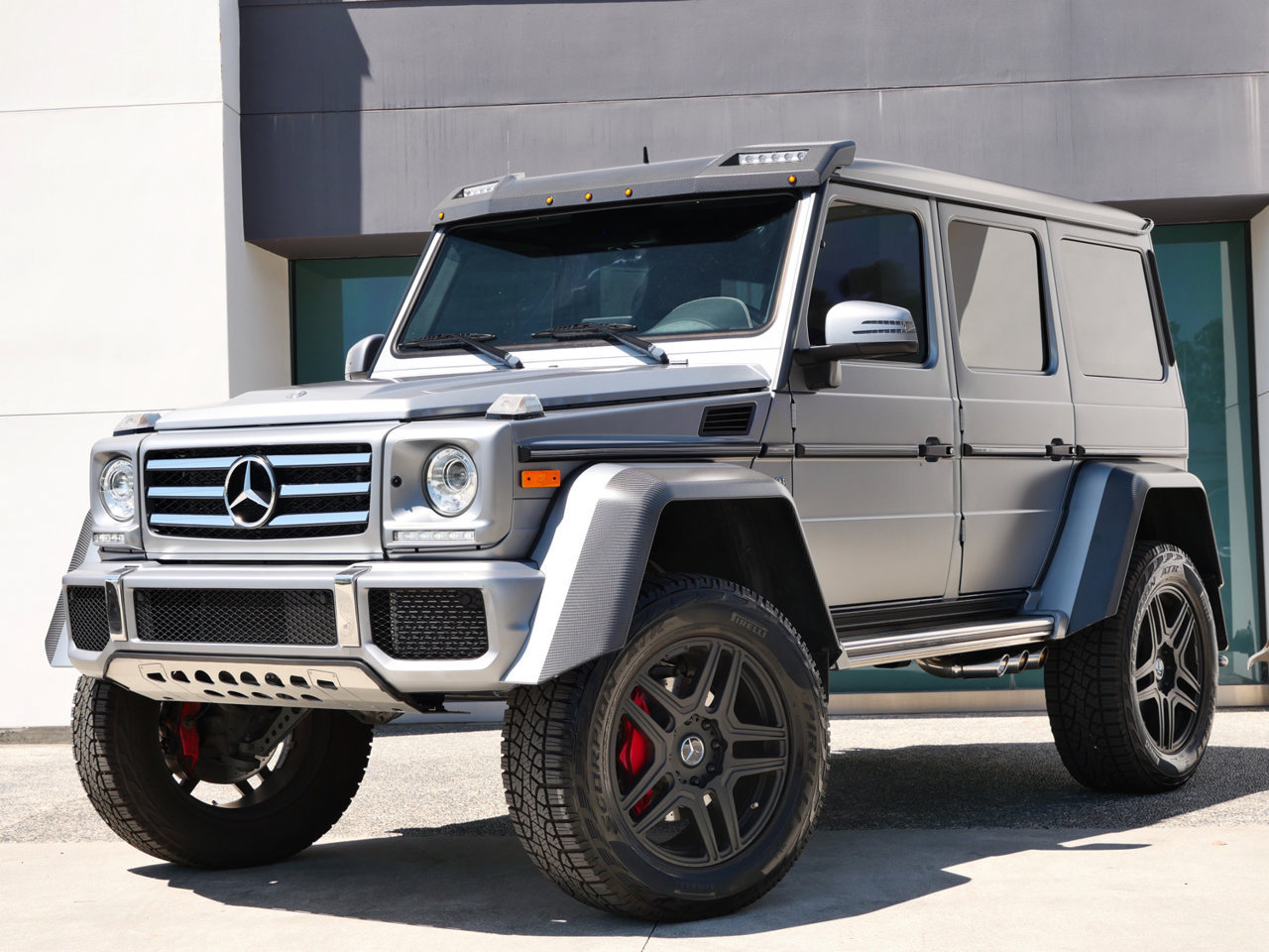 Used 2018 Mercedes-Benz G 550 Squared image 3