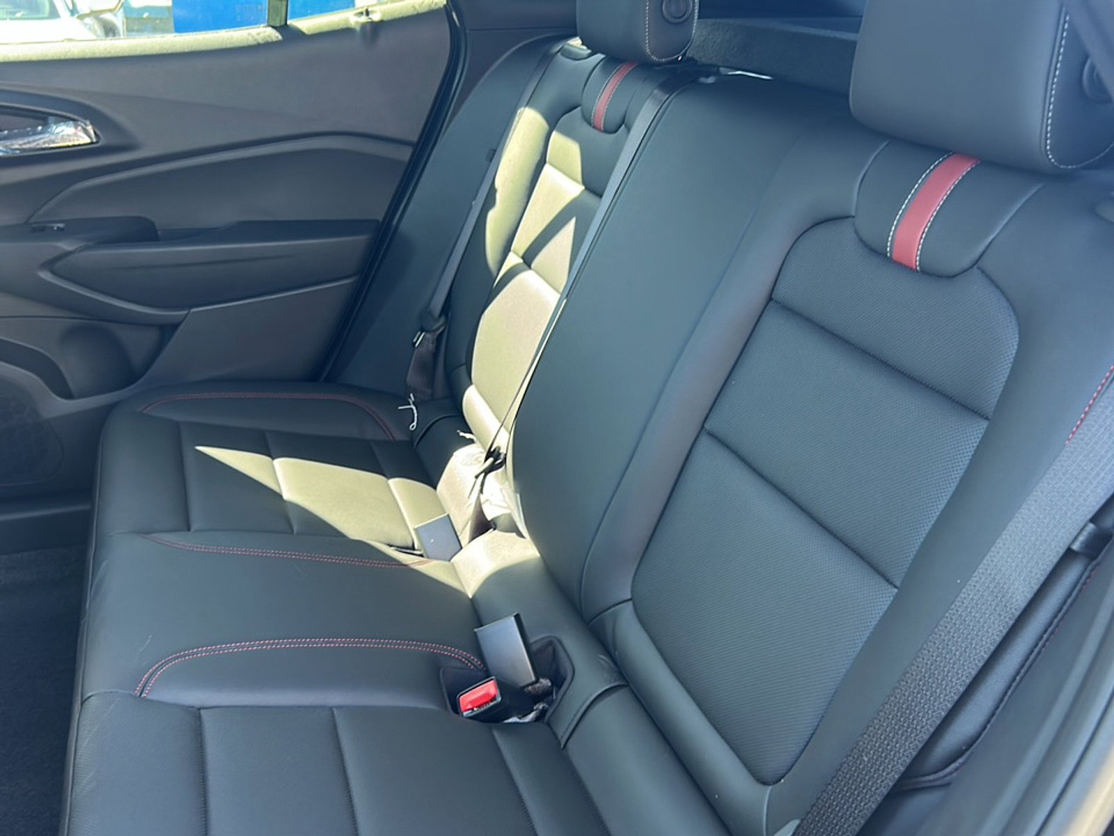 New 2026 Chevrolet Trax RS w/ Sunroof Package FWD image 14