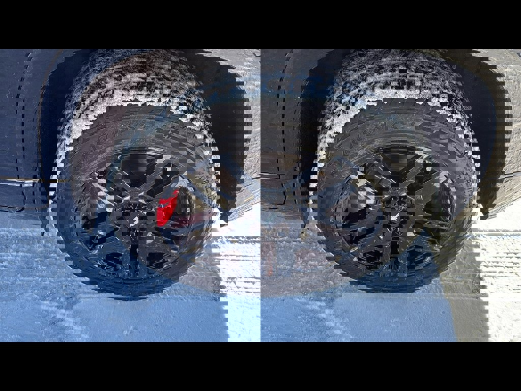 Used 2021 Chevrolet Traverse Premier w/ Redline Edition AWD/4WD image 25