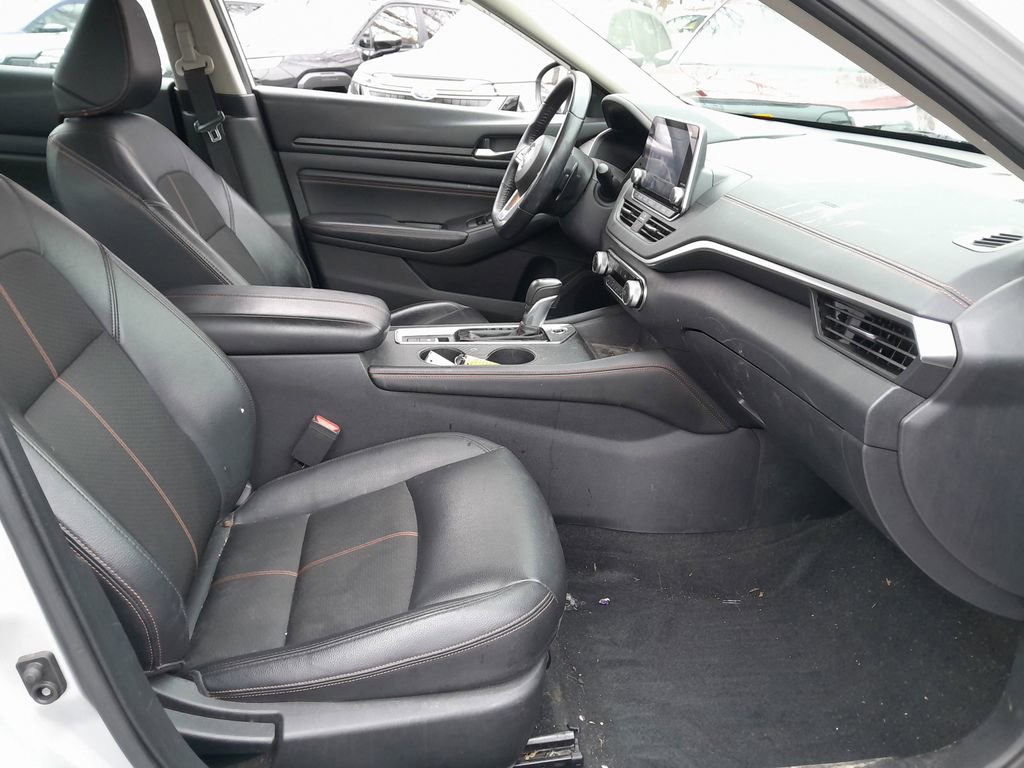 Used 2019 Nissan Altima 2.5 SR w/ SR Premium Package image 35