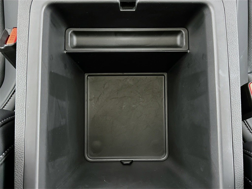 Certified 2025 Honda Pilot Touring image 23