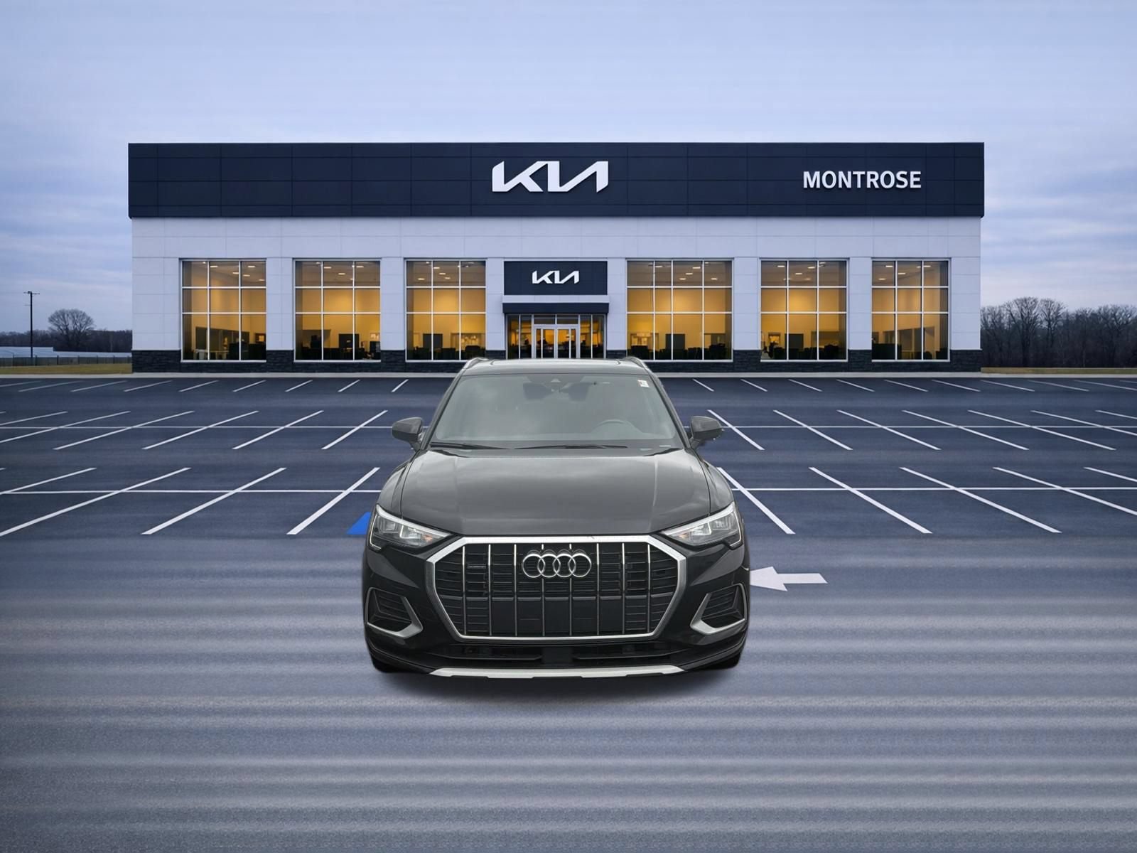 Used 2022 Audi Q3 2.0T Premium AWD/4WD image 2