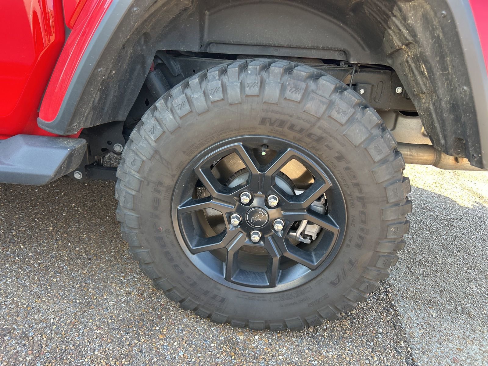 Used 2025 Jeep Gladiator High Tide image 29