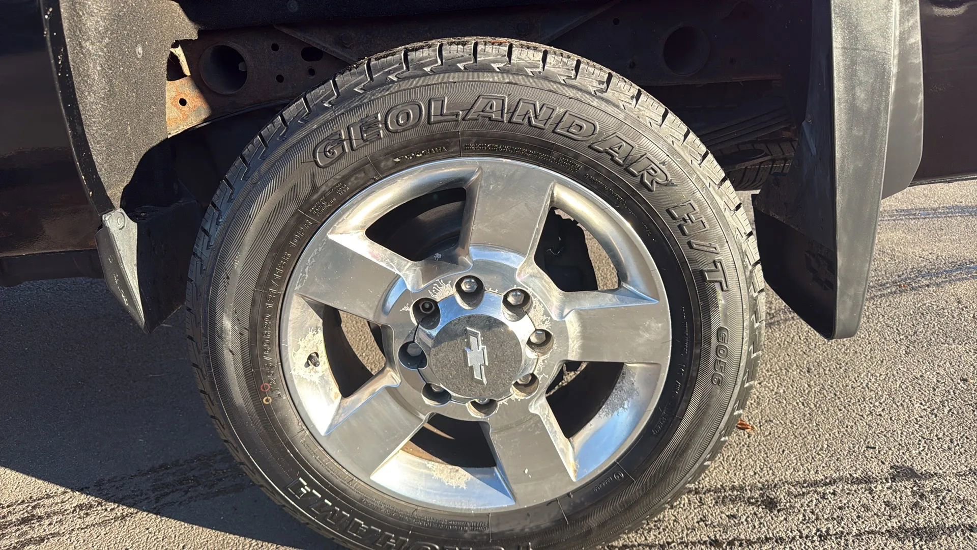 Used 2016 Chevrolet Silverado 2500 LT w/ LT Convenience Package image 15