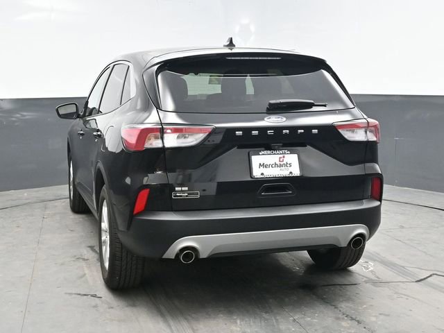 Used 2022 Ford Escape SE FWD image 5