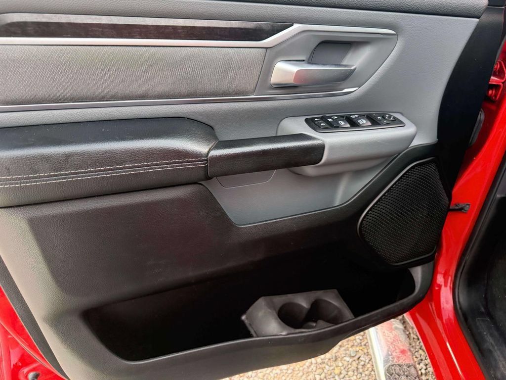 Used 2020 RAM 1500 Big Horn AWD/4WD image 15
