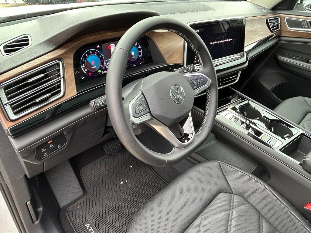 Certified 2026 Volkswagen Atlas SE FWD image 17