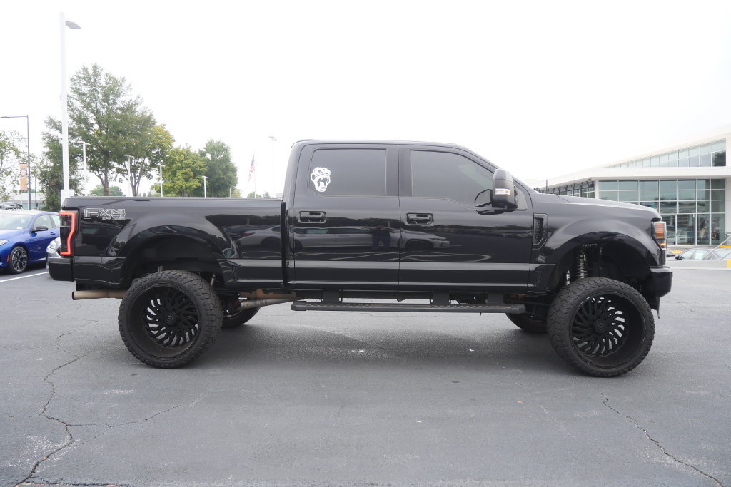 Used 2022 Ford F250 Lariat w/ Black Appearance Package AWD/4WD image 4