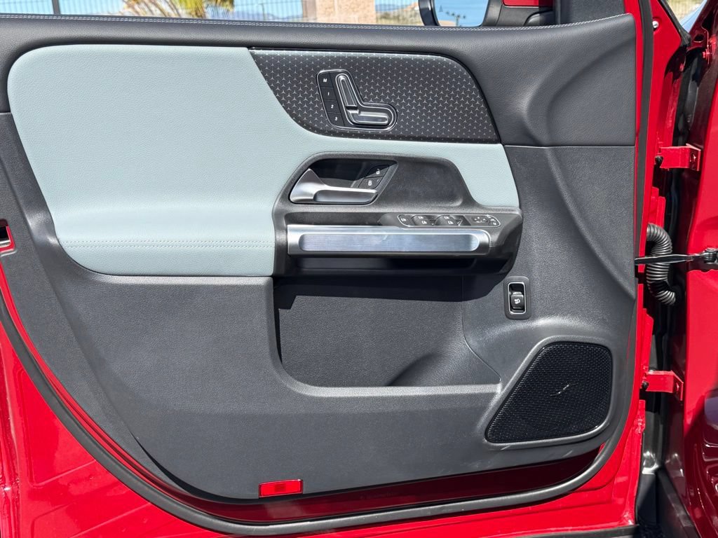 New 2026 Mercedes-Benz GLB 250 image 16