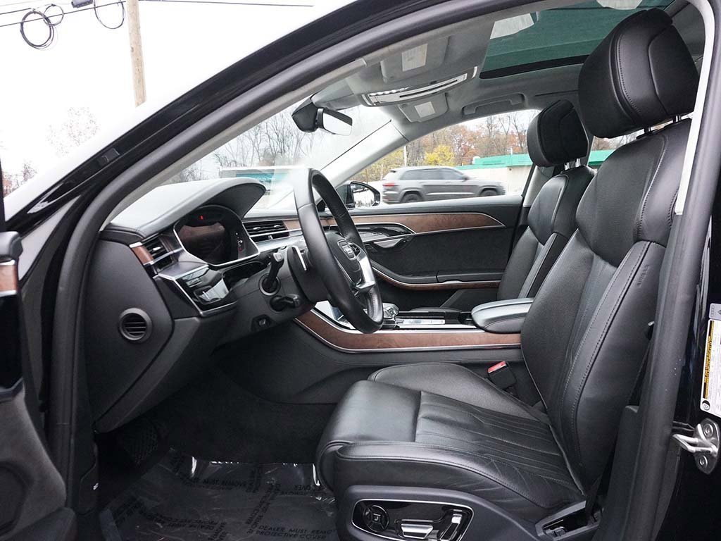 Used 2020 Audi A8 L 3.0T w/ Executive Package image 37
