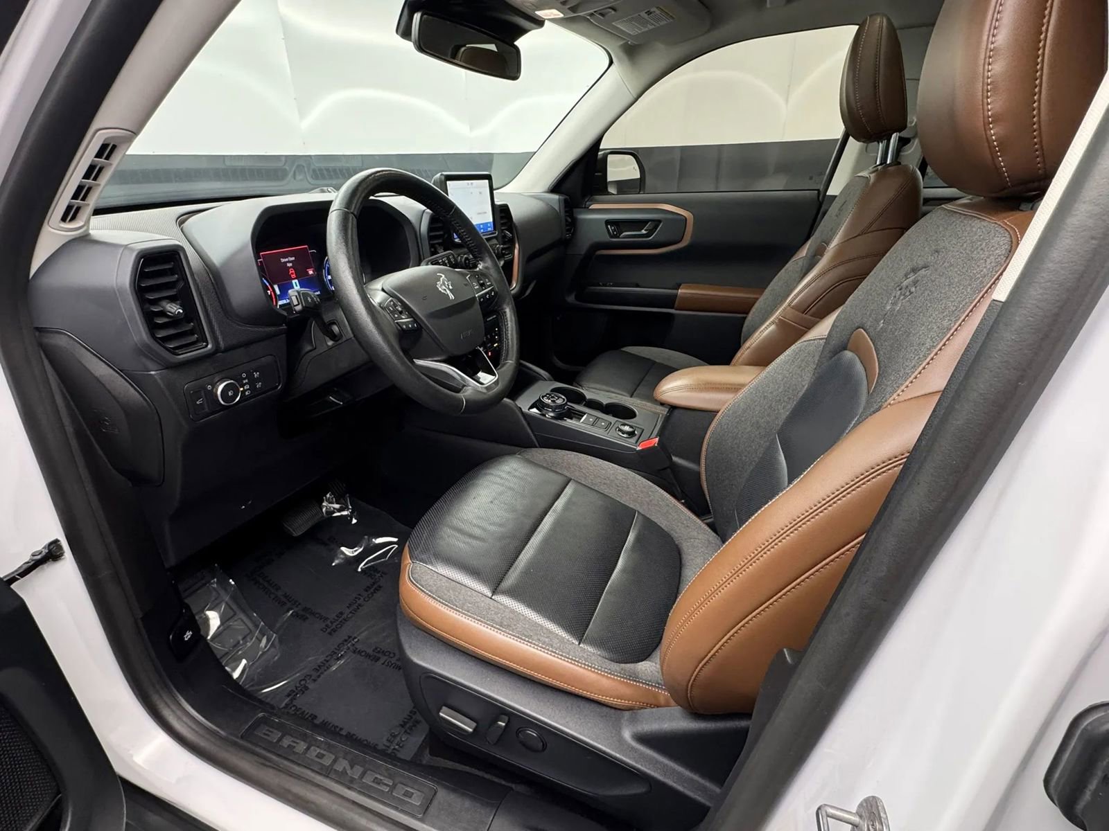 Used 2021 Ford Bronco Sport Outer Banks w/ Outer Banks Package AWD/4WD image 10