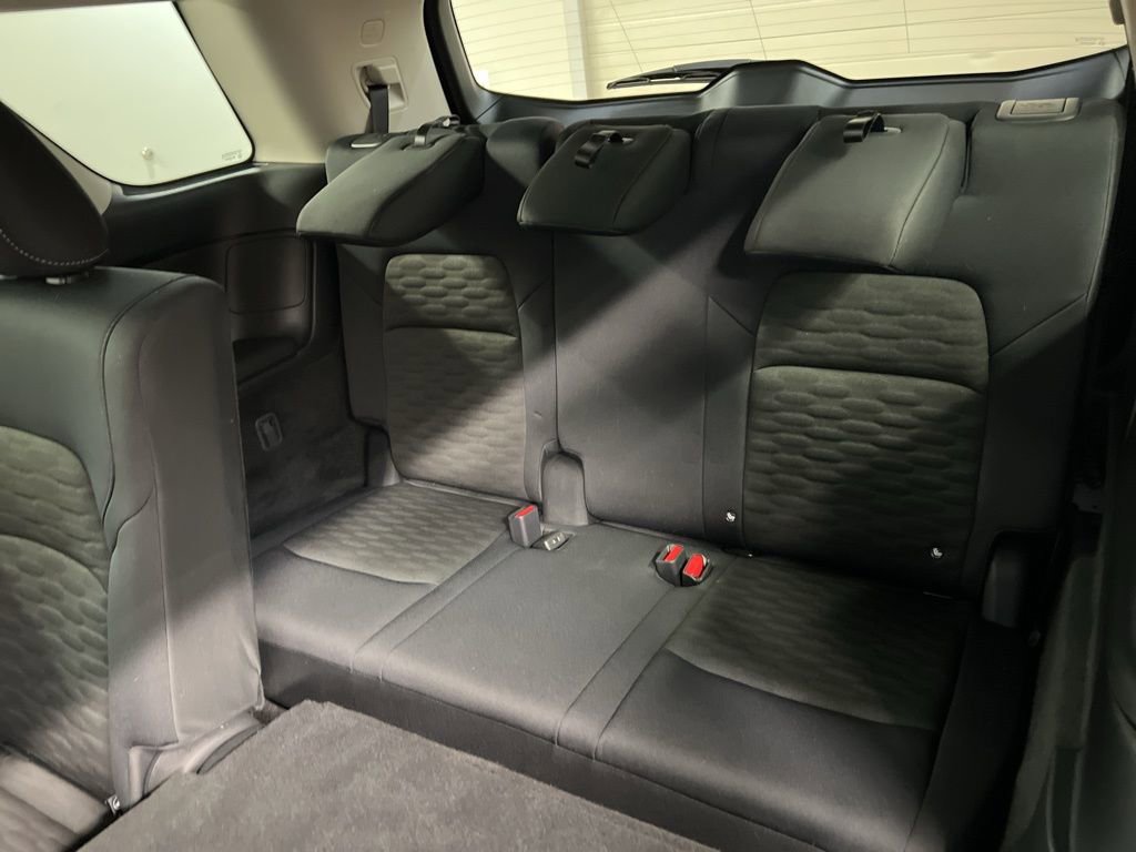 Used 2025 Nissan Pathfinder SV AWD/4WD image 29