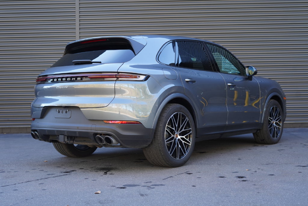 Certified 2026 Porsche Cayenne AWD/4WD image 15