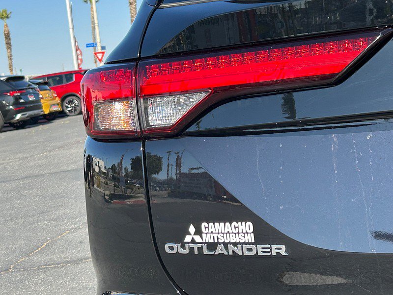 New 2025 Mitsubishi Outlander SEL AWD/4WD image 12