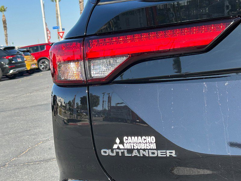 New 2025 Mitsubishi Outlander SEL AWD/4WD image 12