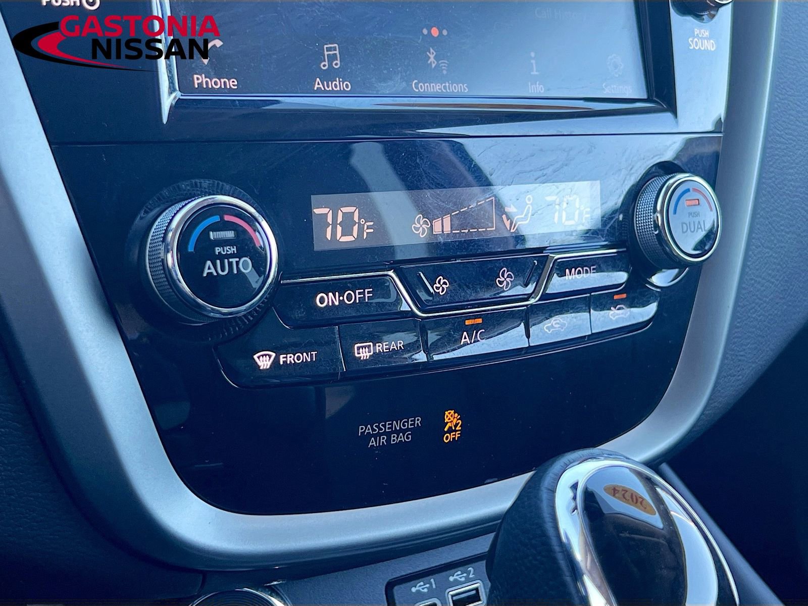 Used 2024 Nissan Murano SV w/ SV Midnight Edition Package image 19