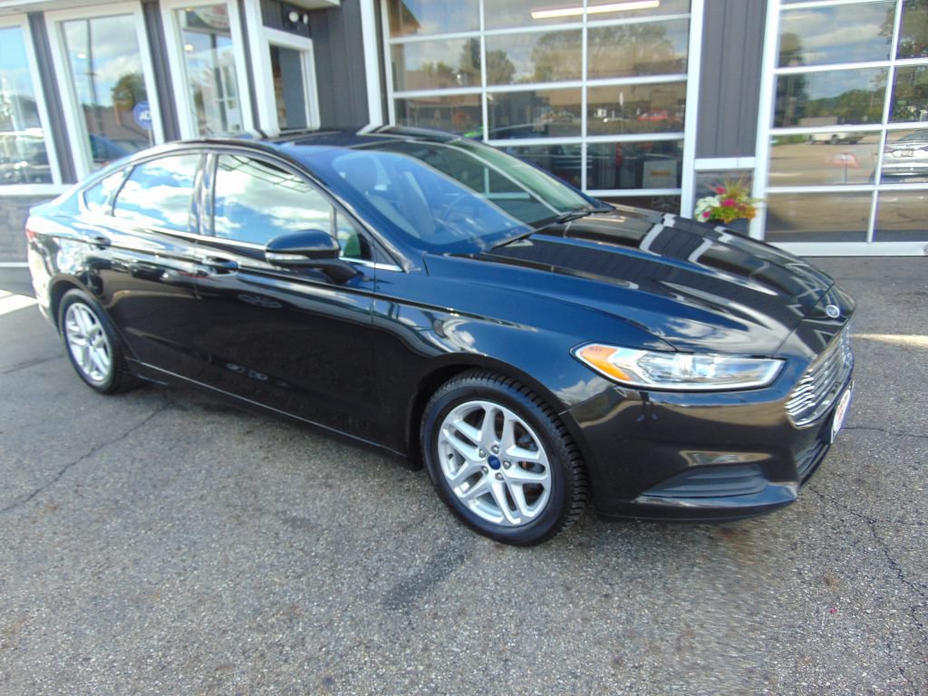 Used 2015 Ford Fusion SE