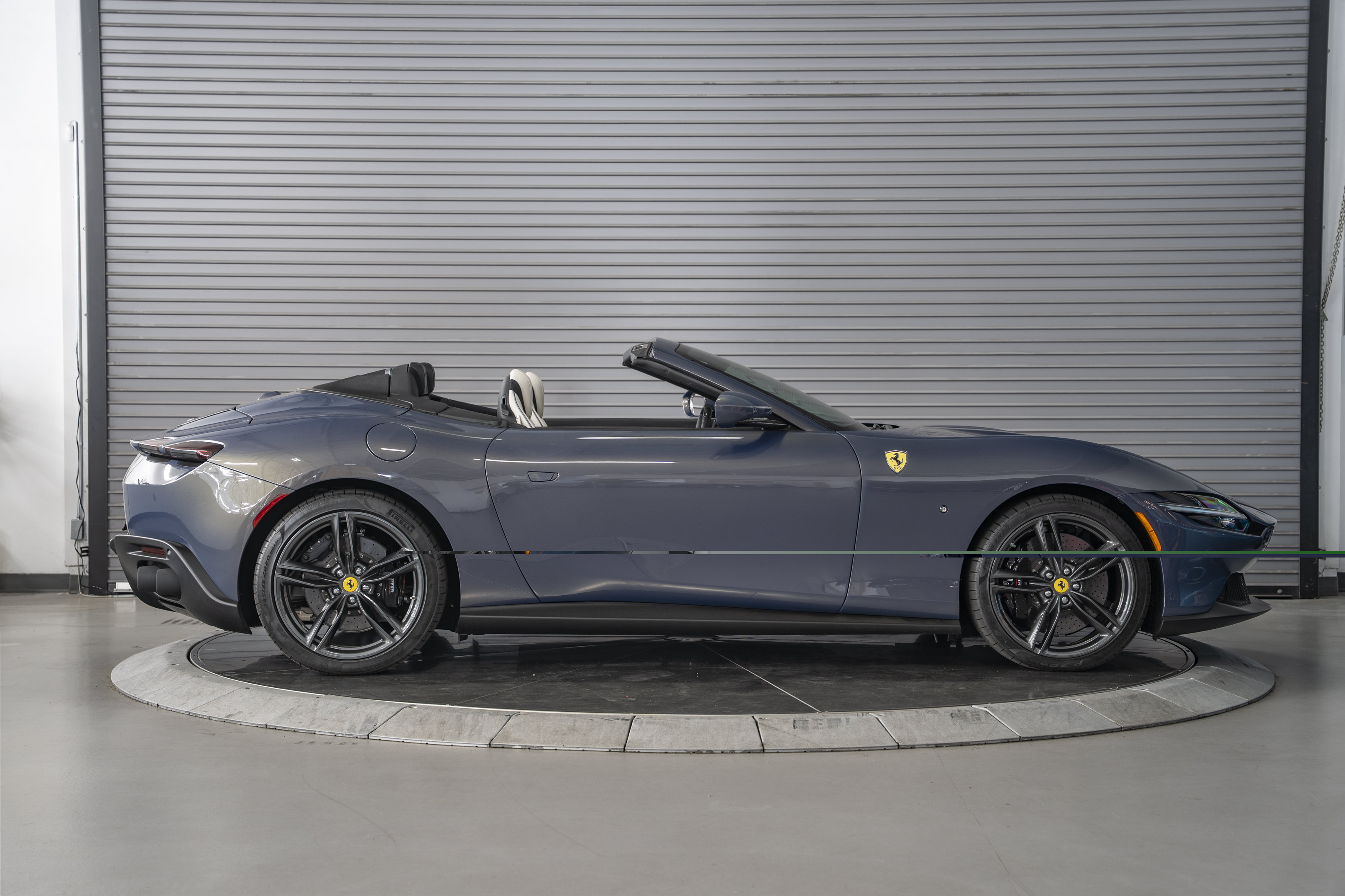 Used 2025 Ferrari Roma Spider RWD image 6