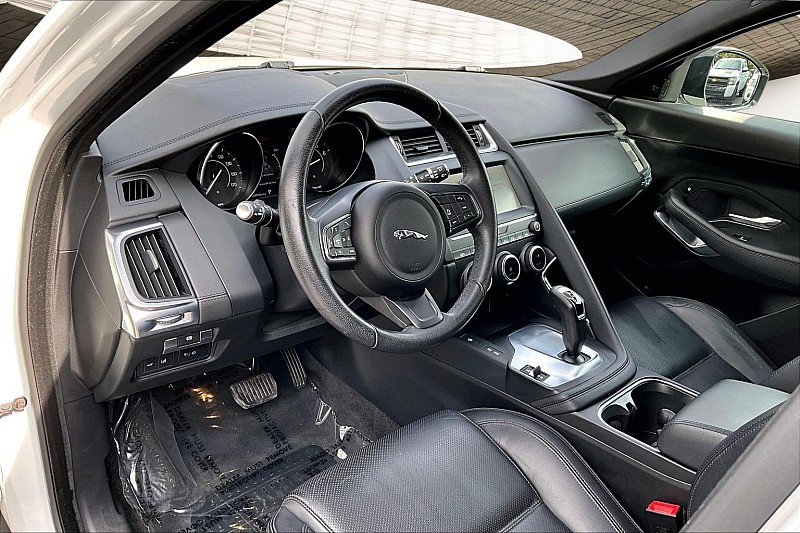 Used 2020 Jaguar E-PACE image 13